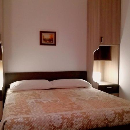 Eremo Del Dotto Aparthotel Alberobello Room photo
